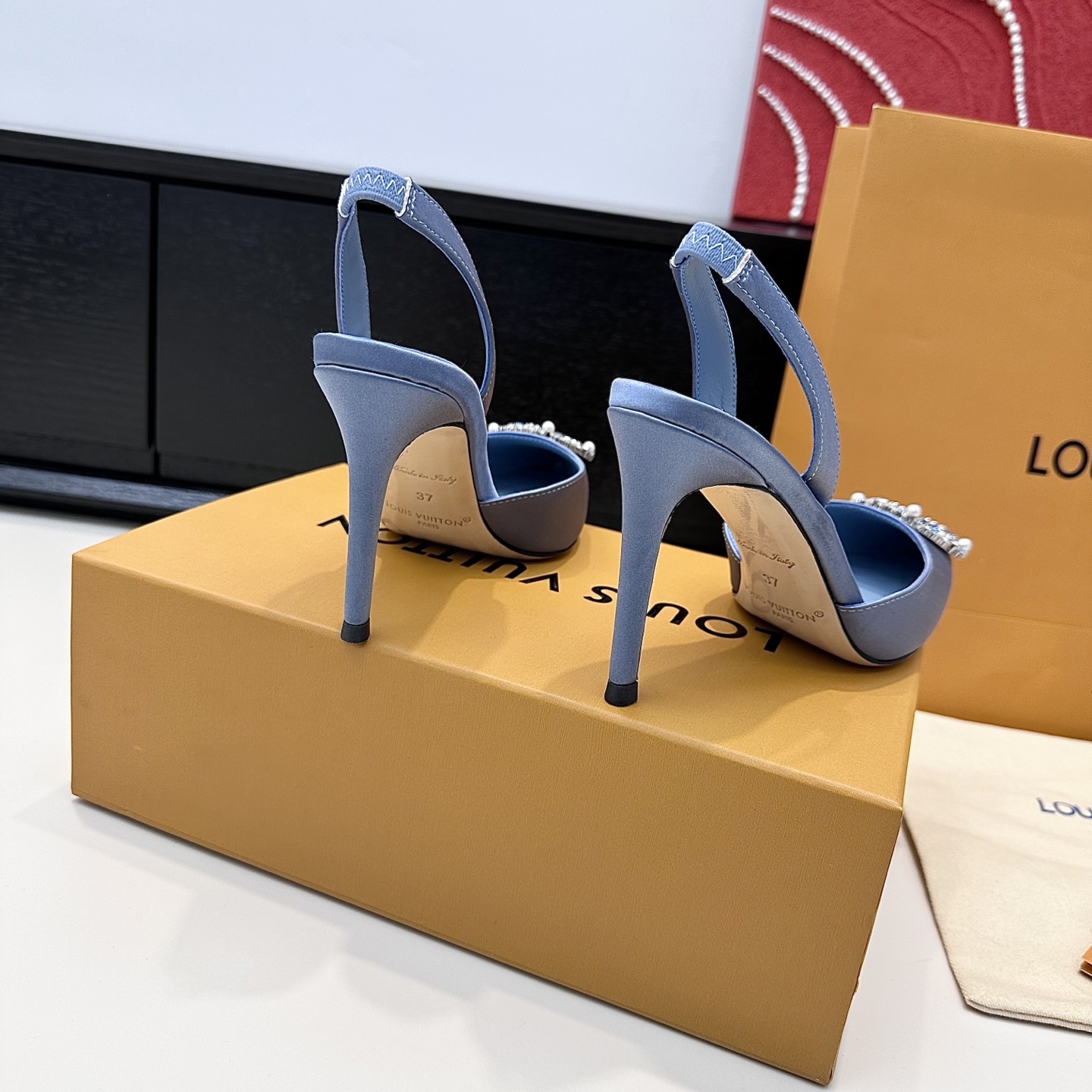Women's high heels